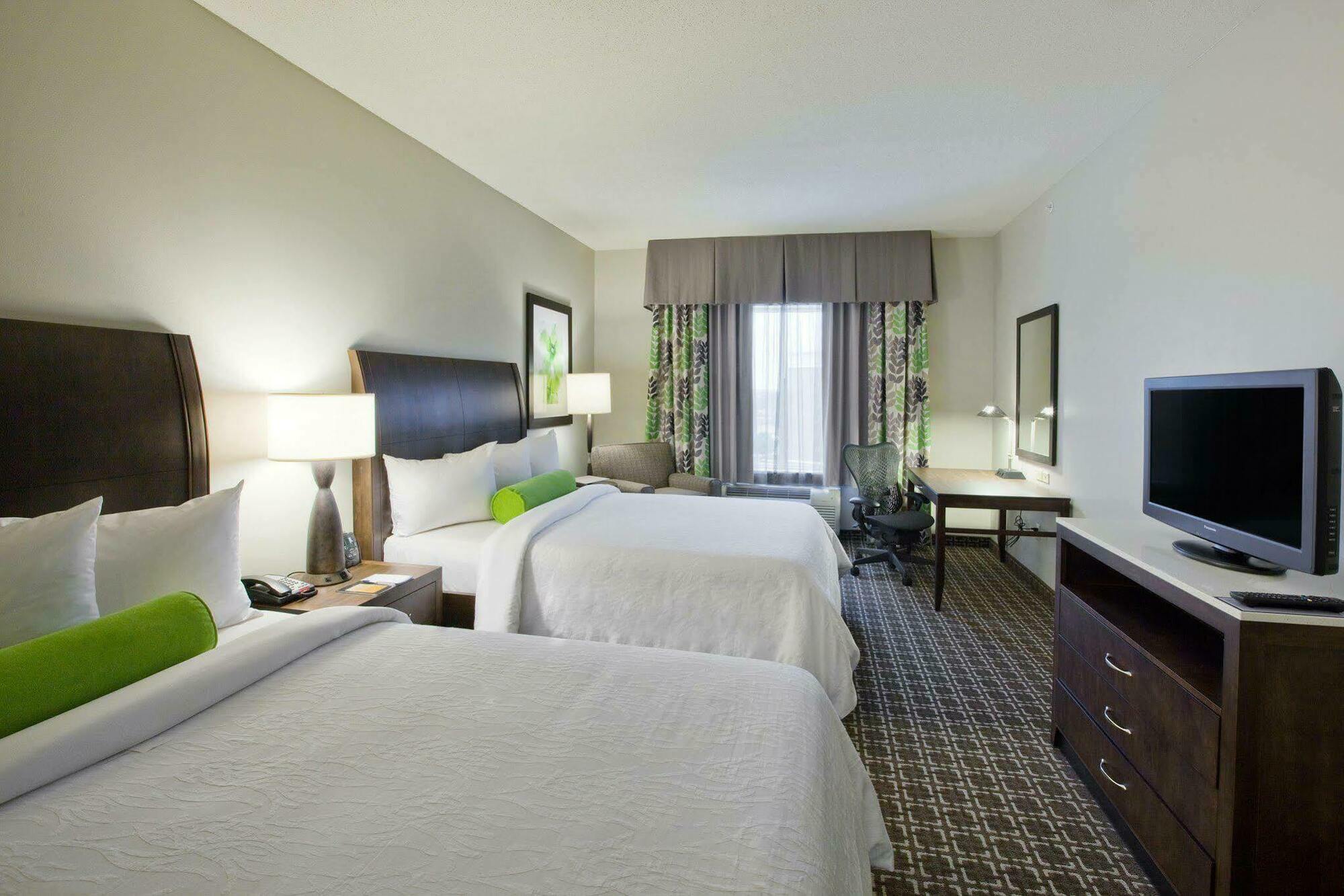 Hilton Garden Inn Raleigh Cary Eksteriør billede
